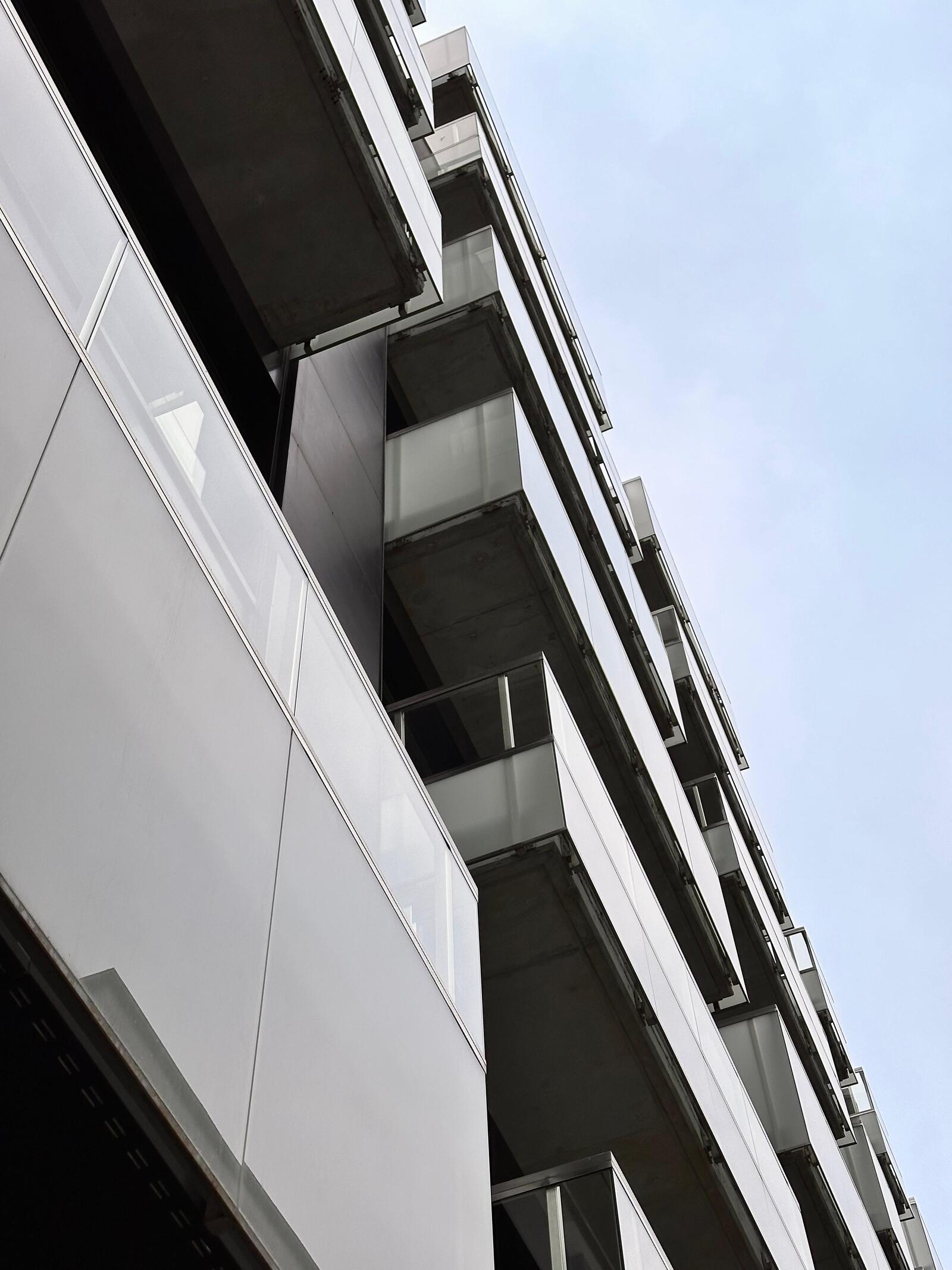 Edificio residencial de 53 viviendas en Bilbao diseñado por GAL2 Arquitectos