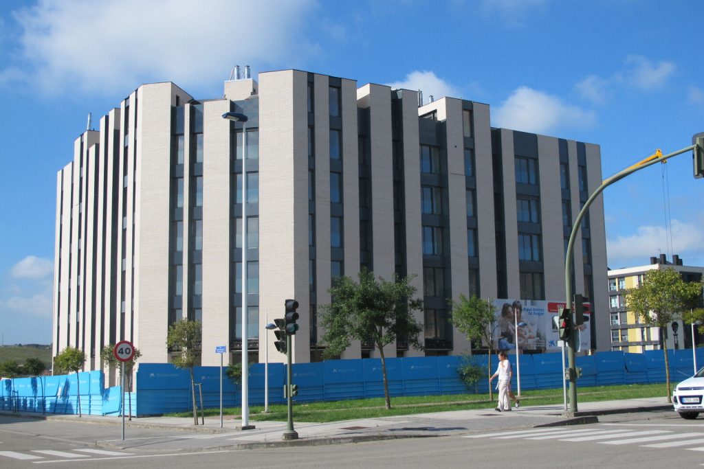 37 viviendas en Peñacastillo – GAL2 Arquitectos